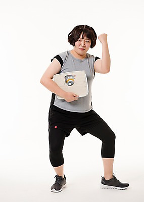 포토 JPG 스튜디오촬영 전신 우먼라이프 여자 다이어트 사진 응원 실내 저울 한명 서기 들기 20대 성인 앞모습 운동복 운동 파이팅 헬스 한국인 결심 비만 체중계 복부비만 접시저울 여자한명만 성인여자한명만 국내포토 1 라이프스타일 옷 뷰포인트 컨셉 모션 건강 사람 동양인 청년 내부 몸매 여자만 성인여자만 파일형식
