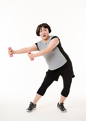 포토 JPG 스튜디오촬영 전신 우먼라이프 여자 다이어트 사진 실내 한명 서기 들기 20대 성인 앞모습 운동복 운동 헬스 아령 한국인 비만 에어로빅 복부비만 유산소운동 여자한명만 성인여자한명만 국내포토 1 라이프스타일 옷 뷰포인트 모션 건강 사람 동양인 청년 내부 춤 몸매 여자만 성인여자만 파일형식