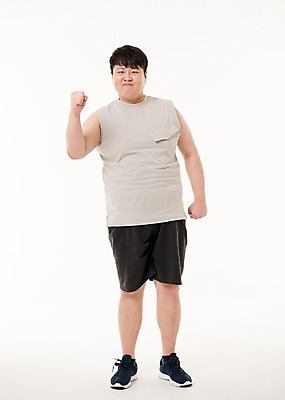 포토 JPG 스튜디오촬영 전신 남자 다이어트 사진 응원 실내 한명 서기 20대 성인 앞모습 운동복 운동 파이팅 헬스 한국인 결심 비만 복부비만 남자한명만 성인남자한명만 국내포토 1 옷 뷰포인트 컨셉 모션 건강 사람 동양인 청년 내부 몸매 남자만 성인남자만 파일형식