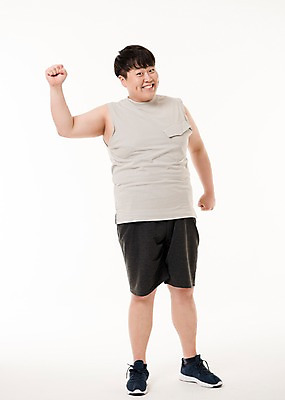 포토 JPG 스튜디오촬영 전신 남자 다이어트 사진 응원 실내 한명 서기 웃음 20대 성인 앞모습 운동복 운동 파이팅 헬스 한국인 비만 복부비만 남자한명만 성인남자한명만 국내포토 1 옷 뷰포인트 모션 표정 건강 사람 동양인 청년 내부 몸매 남자만 성인남자만 파일형식