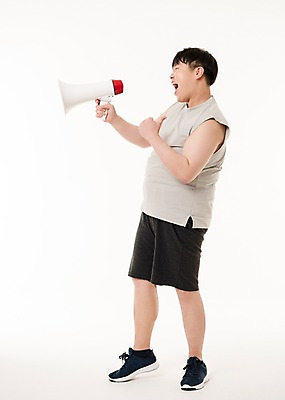 포토 JPG 스튜디오촬영 전신 남자 다이어트 사진 실내 한명 서기 웃음 들기 20대 성인 옆모습 운동복 운동 헬스 확성기 외침 한국인 최고 비만 복부비만 남자한명만 성인남자한명만 국내포토 1 옷 뷰포인트 모션 표정 건강 사람 동양인 청년 내부 소리 몸매 남자만 성인남자만 파일형식 인종 성인만