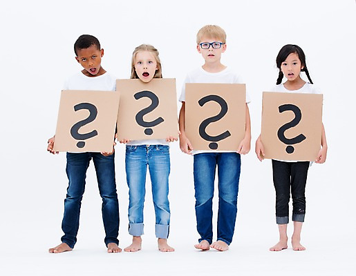 포토 JPG 스튜디오촬영 전신 서양인 배너 여자 남자 어린이라이프 어린이 흑인 사각프레임 광고판 알림판 실내 서기 들기 동양인 소녀 소년 여러명 앞모습 친구 글로벌 놀람 어린이만 국내포토 외국인 라이프스타일 감정 뷰포인트 다수 관계 모션 프레임 표정 사람 인종 내부 사각형 판 파일형식