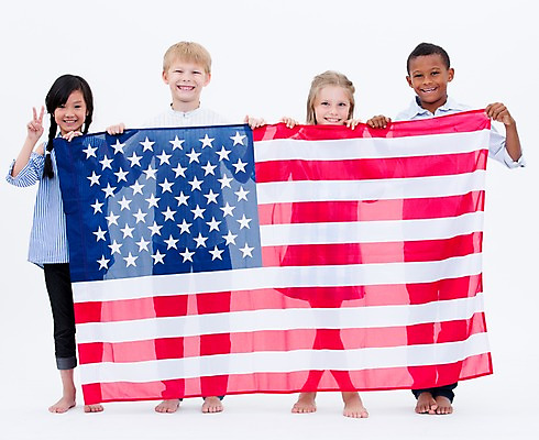 포토 JPG 스튜디오촬영 전신 서양인 여자 교육 남자 어린이라이프 어린이 흑인 실내 서기 웃음 들기 동양인 여러명 앞모습 친구 글로벌 미국 성조기 브이 국내포토 외국인 라이프스타일 뷰포인트 다수 북아메리카 관계 모션 표정 사람 인종 손짓 내부 국기 파일형식