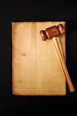 포토 JPG 스튜디오촬영 종이 사진 사각프레임 프레임 실내 사람없음 보자기 오브젝트 법 의사봉 제헌절 화선지 플랫레이 국내포토 내부 사각형 플랫 국경일 한지 파일형식 천_직물