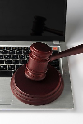 포토 JPG 스튜디오촬영 사진 실내 사람없음 노트북 오브젝트 법 의사봉 국내포토 내부 전자제품 파일형식