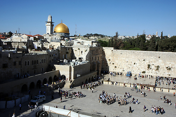 포토 JPG 해외이미지 종교 벽 여행 산 파노라마 풍경 사람없음 여행객 믿음 성경 기도 사찰 역사 황금 중앙 이슬람교 모스크 유대인 동쪽 서쪽 순례 순례자 숭배 신앙심 예루살렘 옛날 이스라엘 팔레스타인 해외202004 해외포토 감정 중동 종교용품 종교건축 촬영기법 사람 방향 서아시아 파일형식 이미지허브
