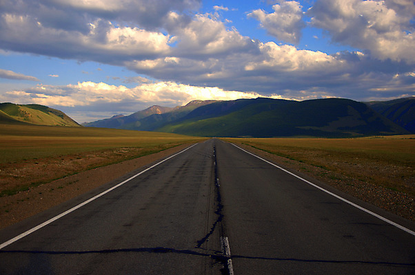 포토 JPG 해외이미지 구름 공원 도로 여행 밭 자연 하늘 산 풍경 사람없음 야외 초록색 여름 파란색 환경 계곡 맑음 사막 시골 고속도로 아스팔트 언덕 러시아 스카이라인 러시아인 루트 방법 스텝 시베리아 직진 수평선 해외202004 해외포토 자연요소 서양인 계절 공공시설 유럽 길 컬러 농업 교통시설 날씨 생태계 파일형식 이미지허브