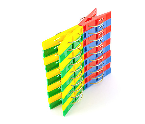 포토 JPG 해외이미지 옷 선 가사 주택 집게 사람없음 빨간색 초록색 파란색 세트 노란색 흰색 잡기 그룹 작음 플라스틱 오브젝트 클립 빨래집게 고립 해외202004 해외포토 컬러 모션 재질 건물 크기 파일형식 이미지허브