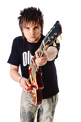 포토 JPG 해외이미지 1 손 옷 남자 문화 줄 음악 모션 놀이 한명 사람 청춘 금속 소리 콘서트 공연 음악가 장비 무대 흰색 기구 청바지 악단 시원함 예술가 롤 펑키 기타리스트 고립 멜로디 뮤지컬 블루스 인기 팝 펑크 해외202004 해외포토 직업 컬러 컨셉 바지 재질 문화예술 이벤트 신체부위 연주자 파일형식 이미지허브