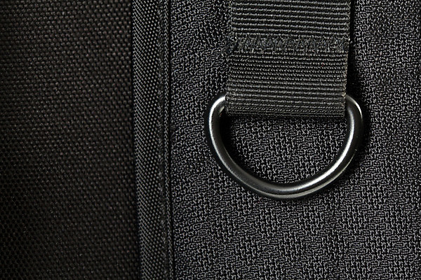 포토 JPG 해외이미지 디자인 여행 패턴 가방 배낭 손잡이 사람없음 유행 여행객 디지털 검은색 공백 장비 회색 벨트 흰색 직물 닫기 보호 주머니 컨테이너 묘사 오브젝트 어깨 질감 수납 고립 방수 수하물 스트랩 엘리먼트 옛날 파우치 해외202004 해외포토 잡화 산업 컬러 컨셉 무늬 모션 사람 신체부위 파일형식 이미지허브