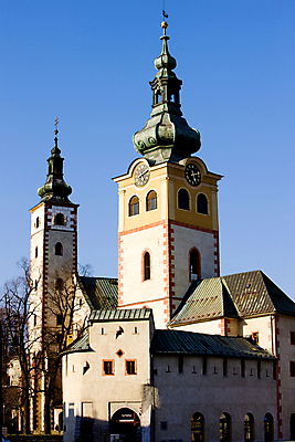 포토 JPG 해외이미지 외관 유럽 여행 고건축 건축양식 사람없음 야외 건물 탑 도시 세계여행 성 역사 시력 타운 슬로바키아 옛날 해외202004 해외포토 건축물 건축 나라 세계 파일형식 이미지허브