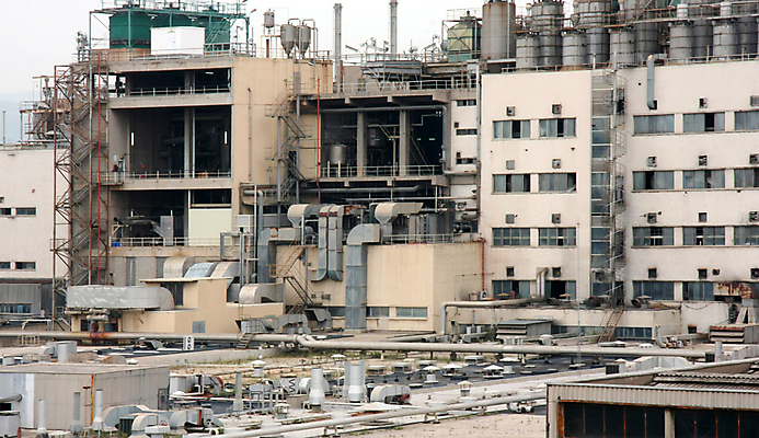 포토 JPG 해외이미지 모양 식물 외관 산업 여행 건축양식 공장 하늘 직장 굴뚝 사람없음 야외 파란색 빛 환경 상점 힘 장비 에너지 프랑스 잡기 원형 제조 폐기물 컨테이너 상업 탱크 수납 사일로 생태학 화학물질 해외202004 해외포토 도형 교육 건축 유럽 컬러 회사 공업 모션 화학 쓰레기 파일형식 이미지허브