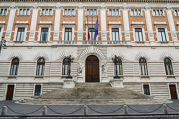 포토 JPG 해외이미지 유럽 관리 사람없음 건물 이탈리아 궁전 도시 역사 로마 천연기념물 공화국 정부 정치 해외202004 해외포토 건축물 나라 고건축 파일형식 이미지허브