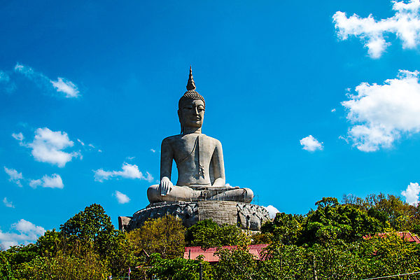 포토 JPG 해외이미지 아시아 종교 문화 조각 섬 여행 불교 태국 하늘 동양인 풍경 사람없음 조각상 여행객 중국 흰색 사찰 큼 언덕 청동 동쪽 거인 천연기념물 신앙심 이국적 푸켓 해외202004 해외포토 나라 컬러 종교건축 사람 인종 조형물 크기 방향 파일형식 이미지허브