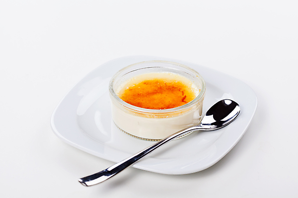 포토 JPG 해외이미지 음식 오렌지 디저트 사람없음 갈색 노란색 흰색 달콤 크림 페스츄리 캐러멜 해외202004 해외포토 빵 컬러 과일 맛 파일형식 이미지허브