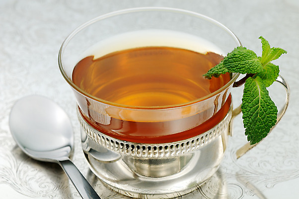 포토 JPG 해외이미지 식기 음료 유리 사람없음 컵 숟가락 차 은색 따뜻한음료 해외202004 해외포토 컬러 재질 수저 파일형식 이미지허브