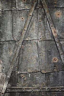 포토 JPG 해외이미지 백그라운드 날씨 사람없음 문 금속 철 부식 질감 그런지 옛날 울퉁불퉁 해외202004 해외포토 재질 파일형식 이미지허브