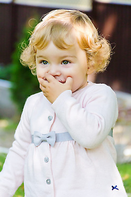 포토 JPG 해외이미지 백인 1 여자 유럽 어린이 2 3 한명 사람 소년 흰색 아기 신생아 연도 해외202004 해외포토 서양인 남자 나라 컬러 파일형식 이미지허브