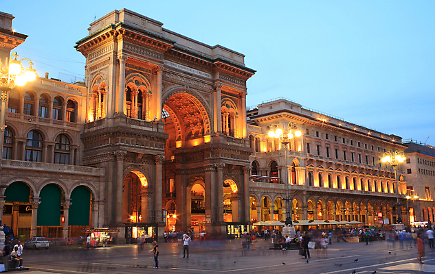 포토 JPG 해외이미지 유럽 문화 조각 여행 건축양식 창문 미술 사람없음 건물 빛 여행객 일몰 이탈리아 도시 역사 재산 미술관 아치 밀라노 옛날 정문 해외202004 해외포토 건축물 건축 나라 문화예술 사람 금융 문 노을 파일형식 이미지허브