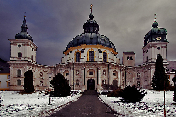 포토 JPG 해외이미지 나무 식물 구름 디자인 기독교 여행 십자가 잎 곡선 오렌지 창문 자연 유리 하늘 휴가 벽돌 독일 그림자 미술 사람없음 목재 빨간색 초록색 파란색 빛 갈색 노란색 교회 문 검은색 페인트 회색 천주교 흰색 역사 황금 먹이 철 옛날 절개 철강 해외202004 해외포토 자연요소 유럽 종교 선 컬러 과일 재료 종교건축 재질 문화예술 건물 생태계 파일형식 이미지허브