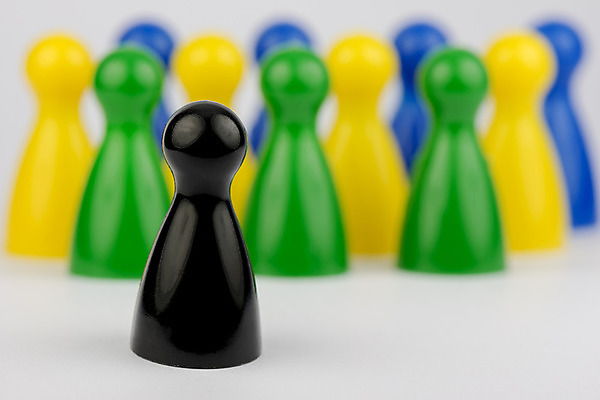 포토 JPG 해외이미지 이동 컨셉 추상 사람없음 컬러풀 게임 그룹 괴짜 심플 반대 차별 특별함 불규칙 해외202004 해외포토 컬러 무늬 놀이 파일형식 이미지허브