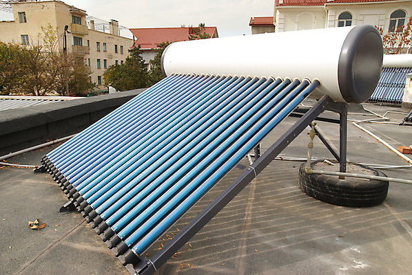 포토 JPG 해외이미지 과학 자연 하늘 새로움 주택 사람없음 야외 초록색 물 파란색 빛 글로벌 햇빛 태양 힘 재활용 장비 발전기 에너지 판넬 변화 역 보호 생태계 탱크 연료 시스템 난방 튜브 세대 혁명 보일러 생태학 수집가 제어 진공 공급 해외202004 해외포토 자연요소 직업 교육 컬러 컨셉 교통시설 건물 발전소 친환경 파일형식 이미지허브