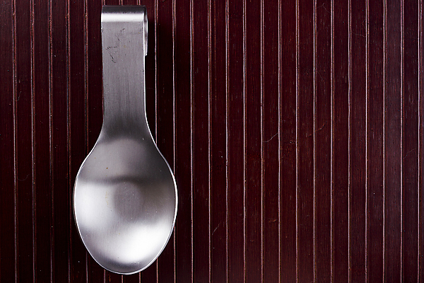 포토 JPG 해외이미지 그릇 산업 음식 백그라운드 휴식 요리 서기 사람없음 목재 갈색 숟가락 식사 기구 서비스 수납 신발장 철강 해외202004 해외포토 나무 식기 컬러 컨셉 재료 모션 수저 파일형식 이미지허브