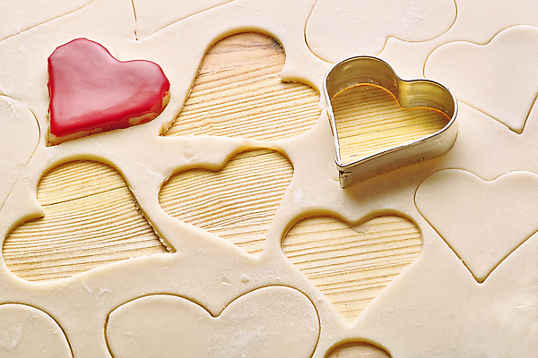 포토 JPG 해외이미지 음식 사람없음 케이크 하트 마음 맛 먹기 반죽 해외202004 해외포토 모양 컨셉 모션 디저트 파일형식 이미지허브