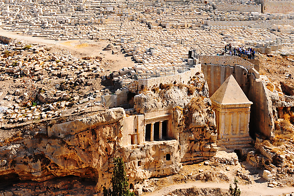 포토 JPG 해외이미지 종교 문화 벽 여행 건축양식 지붕 벽돌 산 사람없음 건물 계곡 성경 무덤 기둥 역사 동굴 묘사 올리브 신성 기념물 유대인 단계 천연기념물 장례 고고학 복원 신앙심 예루살렘 옛날 유태교 이스라엘 장례식 팔레스타인 해외202004 해외포토 건축물 교육 열매 건축 중동 종교용품 서아시아 파일형식 이미지허브