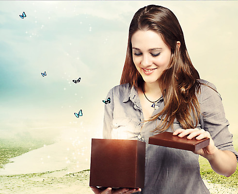 포토 JPG 해외이미지 백인 구름 여자 행복 나비 컨셉 하늘 갈색머리 선물 한명 미소 사람 파란색 빛 상자 놀람 새벽 펼침 꿈 수확 축하 오픈 생일 부드러움 소원 공상 패키지 마법 몽환 해외202004 해외포토 자연요소 서양인 1 헤어스타일 기념일 감정 컬러 곤충 농업 모션 표정 감각 파일형식 이미지허브