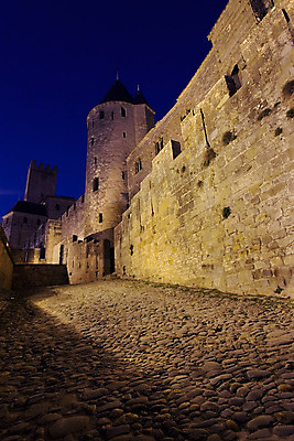 포토 JPG 해외이미지 건축양식 풍경 사람없음 야외 빛 프랑스 야간 성벽 파리_프랑스 해외202004 해외포토 자연요소 건축 유럽 파일형식 이미지허브