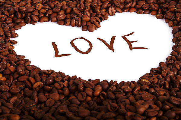 포토 JPG 해외이미지 접시 커피 음료 음식 빵 백그라운드 탁자 아침 디저트 콩 주택 사람없음 컵 갈색 쿠키 케이크 초콜릿 검은색 식사 어둠 카페 빵집 흰색 신선 뜨거움 달콤 맛 아침식사 설탕 컵케이크 굽기 먹기 오브젝트 아로마 머핀 에스프레소 흙더미 고립 카페인 페스츄리 해로움 해외202004 해외포토 주간 식기 컬러 가구 컨셉 모션 곡류 건물 상점 흙 구이 파일형식 더미 이미지허브