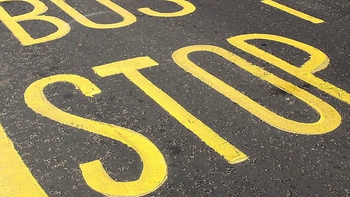 포토 JPG 해외이미지 도로 길 교통시설 영국 거리 버스 사람없음 아스팔트 런던 그만 해외202004 해외포토 유럽 육상교통 교통 대중교통 시설 파일형식 이미지허브