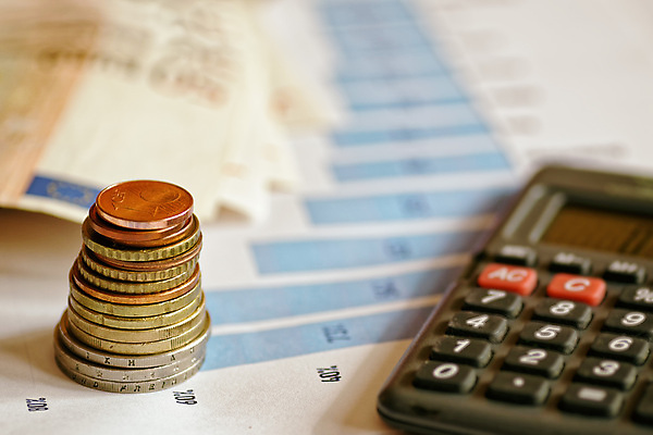 포토 JPG 해외이미지 백그라운드 돈 비즈니스 통계 그래프 설계 사람없음 금융 경제 동전 자료 계산기 유로 성장 시장 재산 주식 예측 가격 분석 보고서 투자 이익 공유 경영 수입 해외202004 해외포토 컨셉 문구용품 장비 파일형식 이미지허브