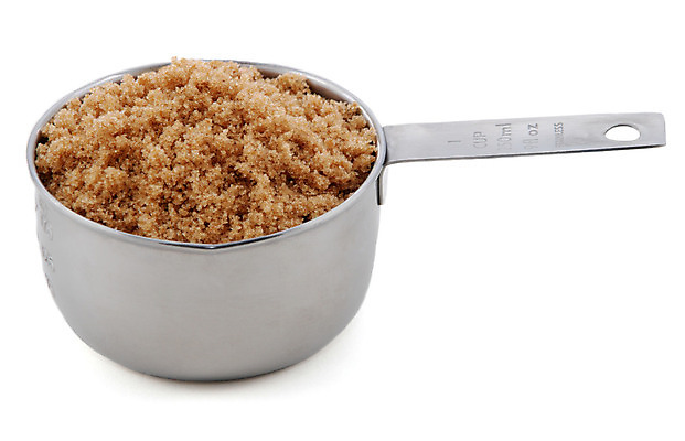 포토 JPG 해외이미지 음식 재료 요리 사람없음 컵 빛 갈색 금속 장비 공구 달콤 맛 설탕 측정 오브젝트 흰배경 날것 부드러움 고립 해외202004 해외포토 식기 컬러 백그라운드 컨셉 재질 흰색 도구 감각 파일형식 이미지허브