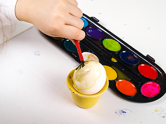 포토 JPG 해외이미지 손 디자인 계절 종이 어린이 분홍색 백그라운드 밭 오렌지 자연 휴가 부활절 미술 사람없음 장식 빨간색 초록색 파란색 컬러풀 연필 노란색 우주 계란 검은색 페인트 봄 유치원 흰색 축하 신선 잡기 붓 그리기 그룹 팔레트 손톱관리 오브젝트 줄서기 해외202004 해외포토 교육 기념일 컬러 컨셉 농업 과일 모션 문화예술 학용품 사람 신체부위 필기구 알 네일아트 생태계 파일형식 이미지허브