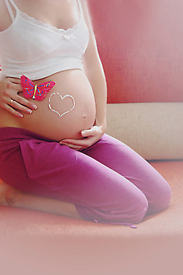 포토 JPG 해외이미지 라이프스타일 여자 행복 신체 가족 엄마 건강 사랑 한명 사람 태양 숫자 유행 임신 흰색 신생아 출산 화려 그리기 우아함 심볼 사인 긍정 월 돌봄 해외202004 해외포토 자연요소 문자 1 감정 컬러 컨셉 관계 모션 생활 아기 날짜 파일형식 이미지허브