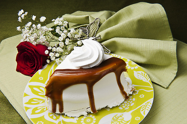 포토 JPG 해외이미지 꽃 다이어트 딸기 해바라기 사탕 사람없음 장미 파티 케이크 초콜릿 흰색 축하 생일 맛 설탕 크림 해외202004 해외포토 식물 기념일 컬러 컨셉 과일 디저트 건강 이벤트 파일형식 이미지허브