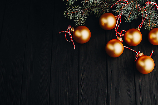 포토 JPG 해외이미지 나무 전통 디자인 계절 백그라운드 크리스마스 겨울 텍스트 공 탁자 휴가 새로움 선물 사람없음 목재 장식 빨간색 빛 갈색 우주 보라색 축제 어둠 장식볼 수확 축하 인사 신용카드 황금 고급 정상 연도 심볼 질감 비네팅 옛날 해외202004 해외포토 식물 기념일 컬러 가구 컨셉 농업 재료 촬영기법 금융 예절 파일형식 이미지허브