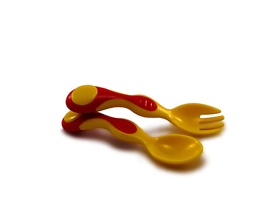 포토 JPG 해외이미지 식기 포크 사람없음 노란색 숟가락 흰색 아기 예절 먹이 먹기 걸음마 고립 해외202004 해외포토 컬러 모션 수저 사람 파일형식 이미지허브