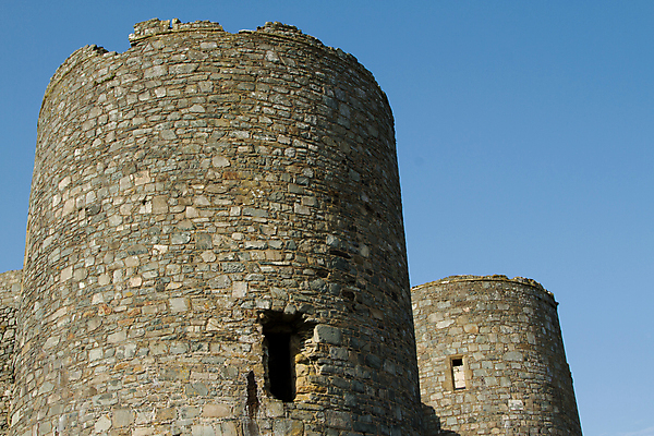 포토 JPG 해외이미지 벽 건축양식 창문 하늘 사람없음 건물 파란색 탑 원형 폐허 옛날 해외202004 해외포토 도형 건축물 건축 컬러 파일형식 이미지허브