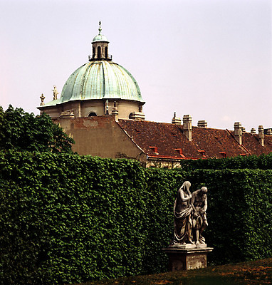 포토 JPG 해외이미지 공원 유럽 여행 사람없음 여행객 정원 궁전 비엔나 오스트리아 대문 해외202004 해외포토 공공시설 나라 고건축 사람 문 파일형식 이미지허브