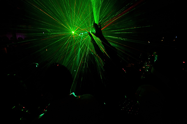 포토 JPG 해외이미지 조명 사람없음 장식 초록색 파티 장비 축하 야간 클럽 빛망울 주도 유흥 해외202004 해외포토 자연요소 컬러 컨셉 이벤트 빛 예절 파일형식 이미지허브