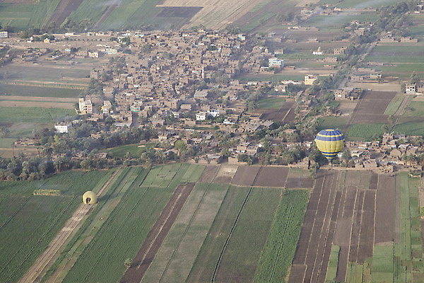 포토 JPG 해외이미지 여행 밭 아프리카 하늘 아침 휴가 이집트 풍경 사람없음 관광지 계곡 새벽 자유 뜨거움 가스 풍선 이국적 해외202004 해외포토 주간 자연요소 나라 컨셉 농업 파일형식 이미지허브