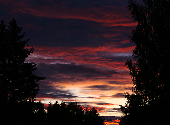 포토 JPG 해외이미지 구름 하늘 풍경 사람없음 일출 황혼 일몰 저녁 수평선 해외202004 해외포토 자연요소 노을 야간 파일형식 이미지허브