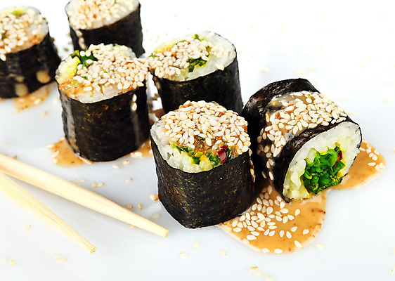 포토 JPG 해외이미지 문화 음식 백그라운드 부분 밥 건강 요리 동양인 사람없음 일본 저녁식사 초밥 흰색 해조류 먹기 준비 날것 롤 깨 동쪽 아보카도 점심식사 고립 해외202004 해외포토 아시아 컬러 과일 식재료 모션 인종 식사 조미료 해양식물 방향 일본음식 파일형식 이미지허브