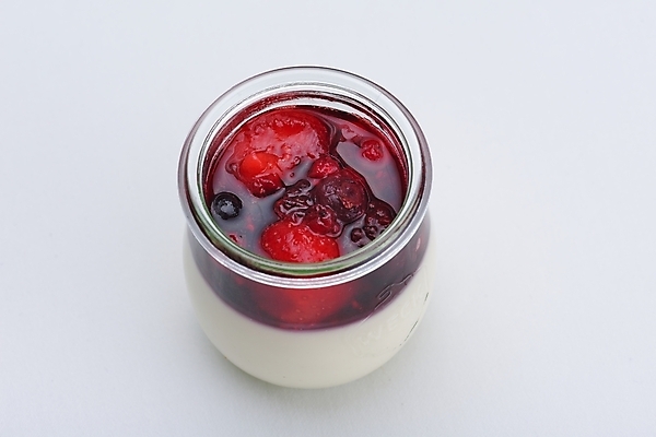 포토 JPG 해외이미지 실내 사람없음 한개 흰배경 푸딩 과일푸딩 해외202004 해외포토 1 백그라운드 디저트 내부 흰색 파일형식 이미지허브