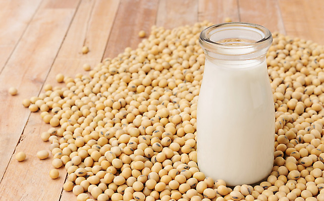 포토 JPG 해외이미지 식물 라이프스타일 아시아 음료 음식 농업 다이어트 채소 재료 자연 유리 콩 건조 건강 요리 씨앗 동양인 사람없음 갈색 우유 성장 신선 도자기 낟알 상쾌 유기농 날것 쏟아짐 섬유 흙더미 내추럴 보충 단백질 대두 채식주의자 비건 해외202004 해외포토 웰빙 감정 나라 산업 컬러 모션 재질 유제품 곡류 인종 생활 흙 직물 생태계 채식 영양소 파일형식 더미 이미지허브