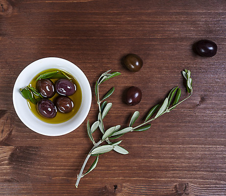 포토 JPG 해외이미지 식물 계절 문화 음식 백그라운드 잎 농업 다이어트 채소 과일 재료 자연 유리 건강 요리 사람없음 목재 초록색 노란색 검은색 이탈리아 수확 흰색 나뭇가지 신선 사발 스페인 맛 지중해 먹기 그리스 유기농 올리브 날것 내추럴 고립 숙성 채식주의자 해외202004 해외포토 나무 웰빙 열매 유럽 산업 바다 컬러 컨셉 모션 재질 사기그릇 생태계 채식 파일형식 이미지허브