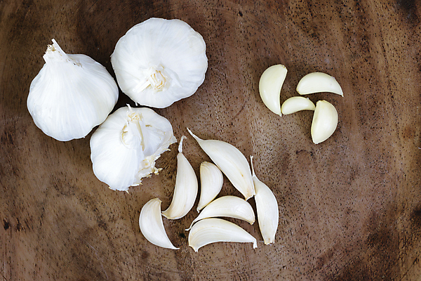 포토 JPG 해외이미지 음식 채소 재료 전구 건강 마늘 사람없음 약 흰색 신선 양념 맛 향신료 매움 날것 향 내추럴 채식주의자 많음 해외202004 해외포토 컬러 컨셉 의학 채식 향미료 파일형식 이미지허브